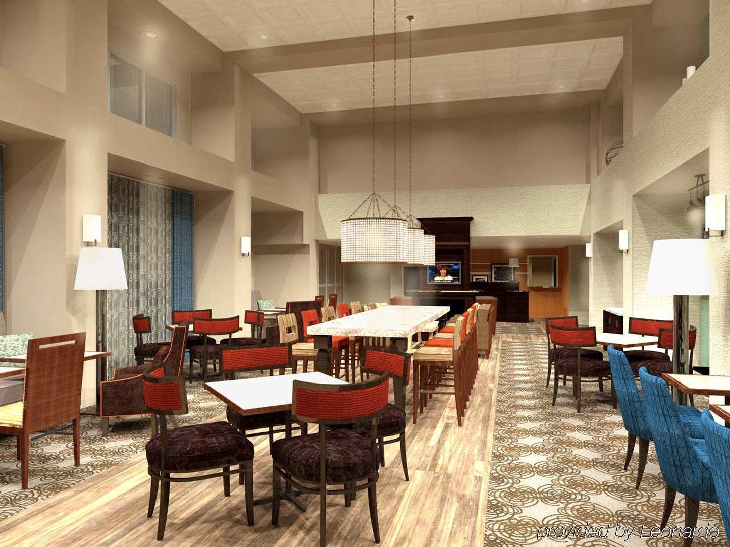 Hampton Inn & Suites Edmonton/West Exterior foto